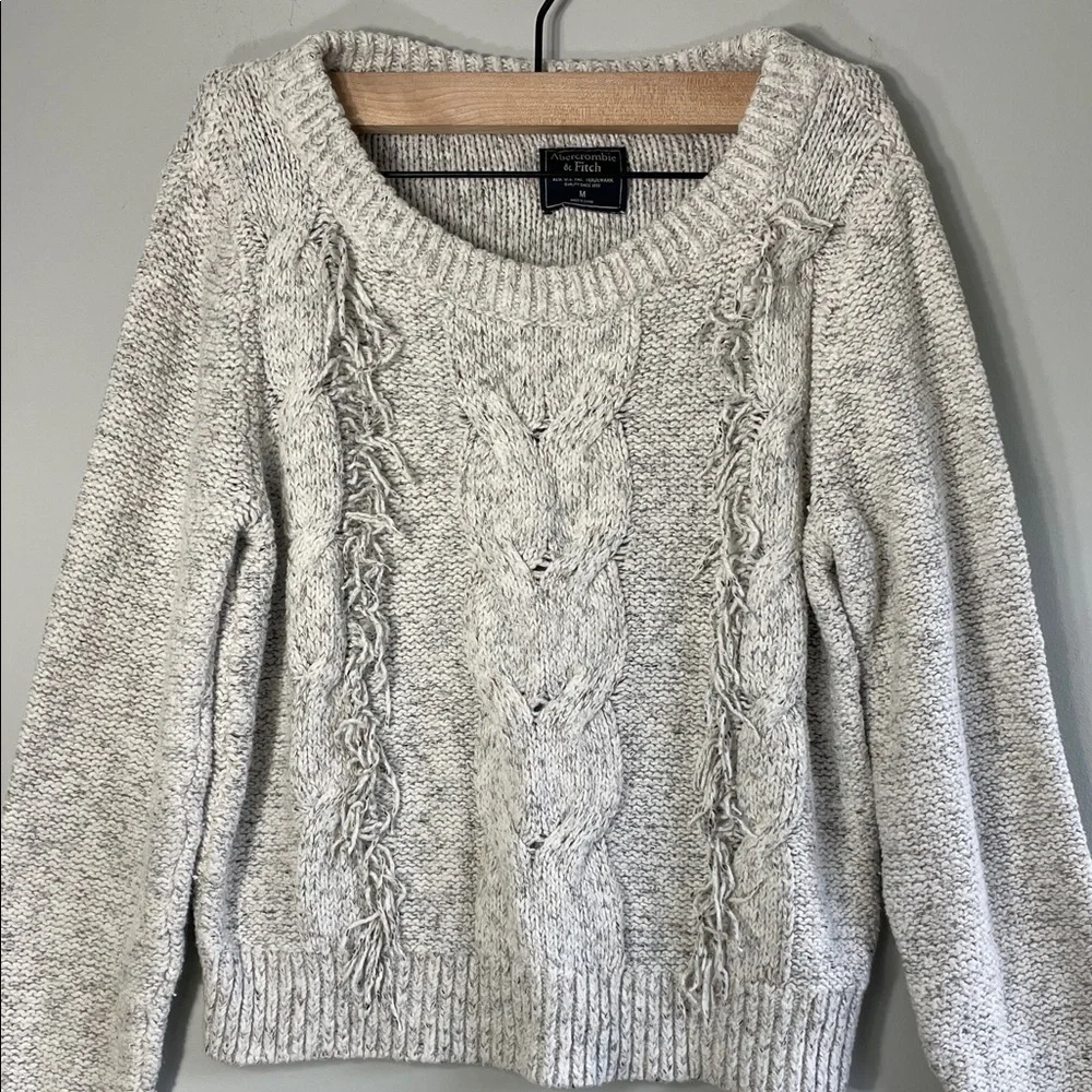 Abercrombie & Fitch Light Gray Cable Knit Sweater